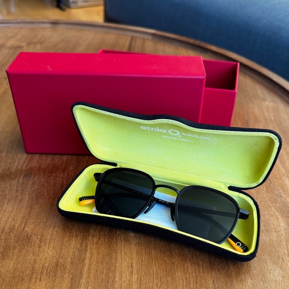 Etnia Barcelona Wigwam Black Frame Polarized Sunglasses - Black Lenses